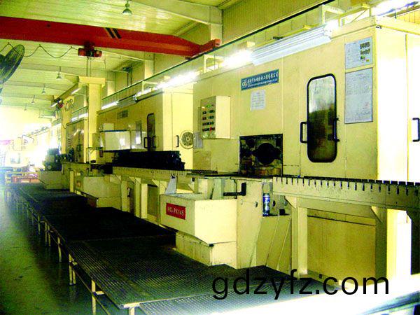 汽缸體加(jia)工(gong)生産(chan)線(xian)